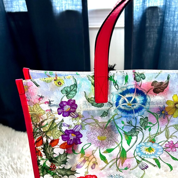GUCCI Textured Vinyl Flora Printed Tote Bag w/ pink Leather Straps - Picture 4 of 9
